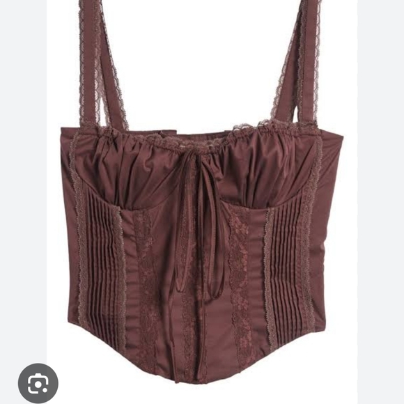 Gini lace back corset top - Picture 3 of 5